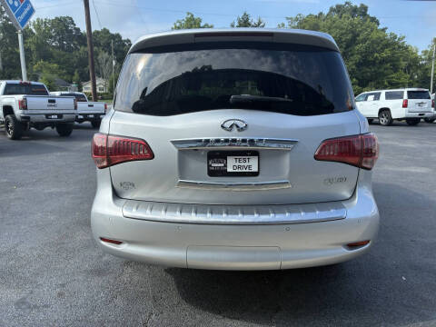 2017 Infiniti QX80 Signature Edition