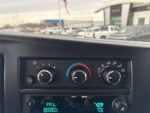 2024 Chevrolet Express 2500