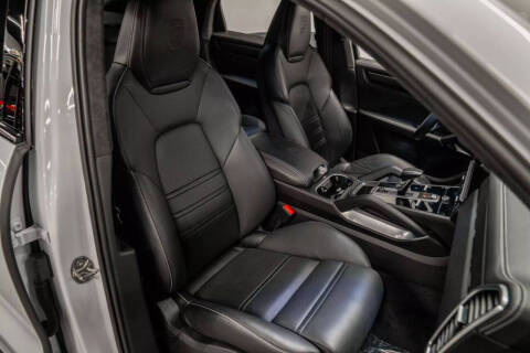 2023 Porsche Cayenne Turbo GT