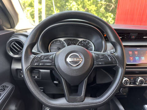 2023 Nissan Kicks S