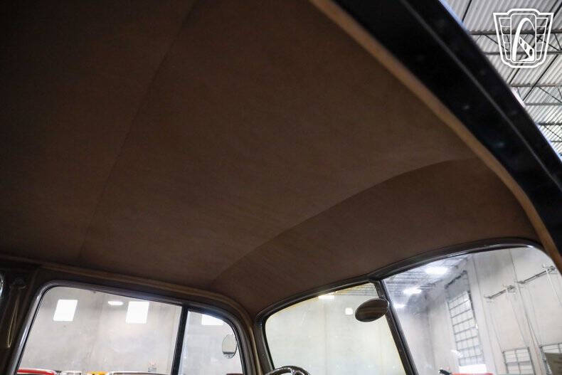 1938 Packard Super Eight