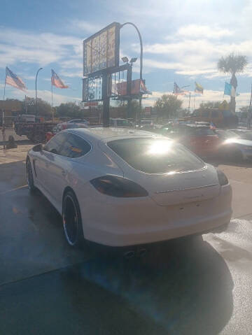 2011 Porsche Panamera 4S