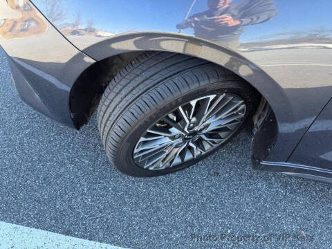 2022 Kia Forte GT Line