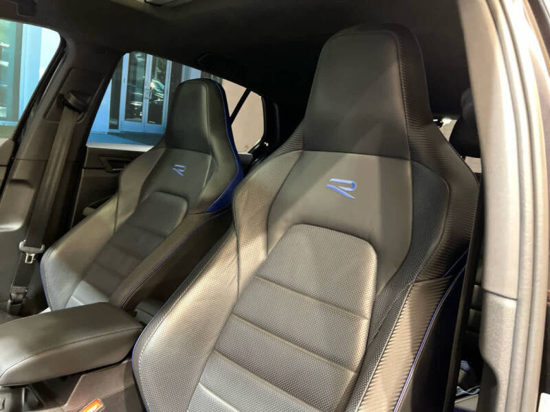 2024 Volkswagen Golf R 4Motion