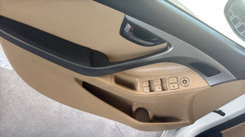 2012 Hyundai Elantra