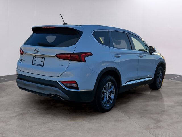 2020 Hyundai Santa Fe SE