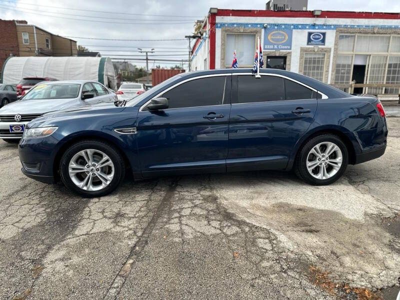 2016 Ford Taurus SE