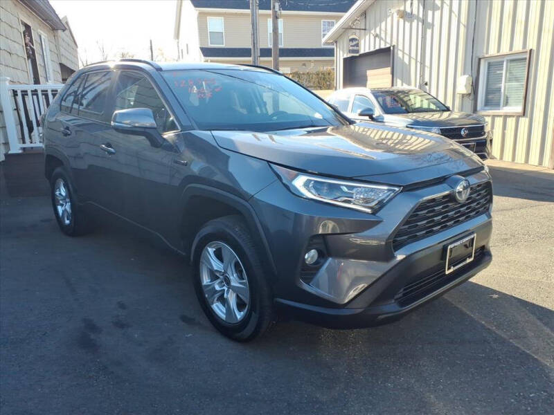 2021 Toyota RAV4 Hybrid XLE