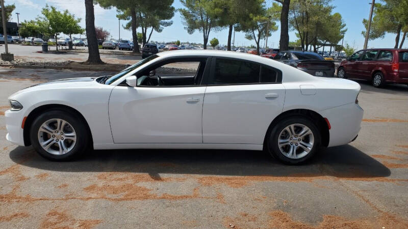 2016 Dodge Charger SE