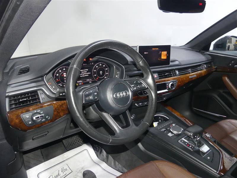 2017 Audi A4 2.0T quattro Premium Plus