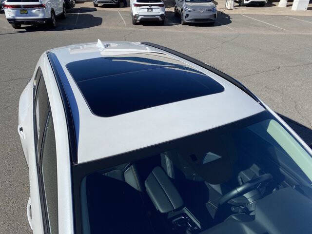 2025 Mazda CX-50 Hybrid Premium