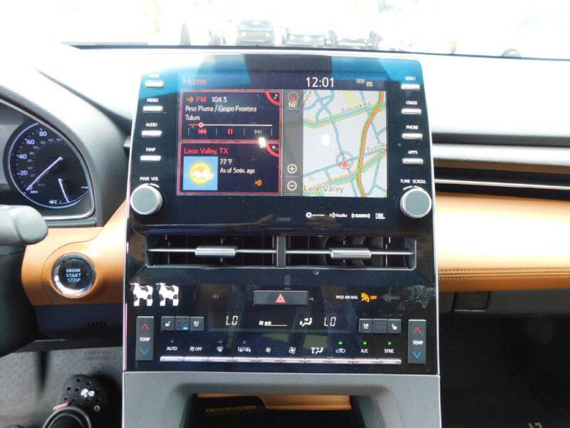 2019 Toyota Avalon XLE