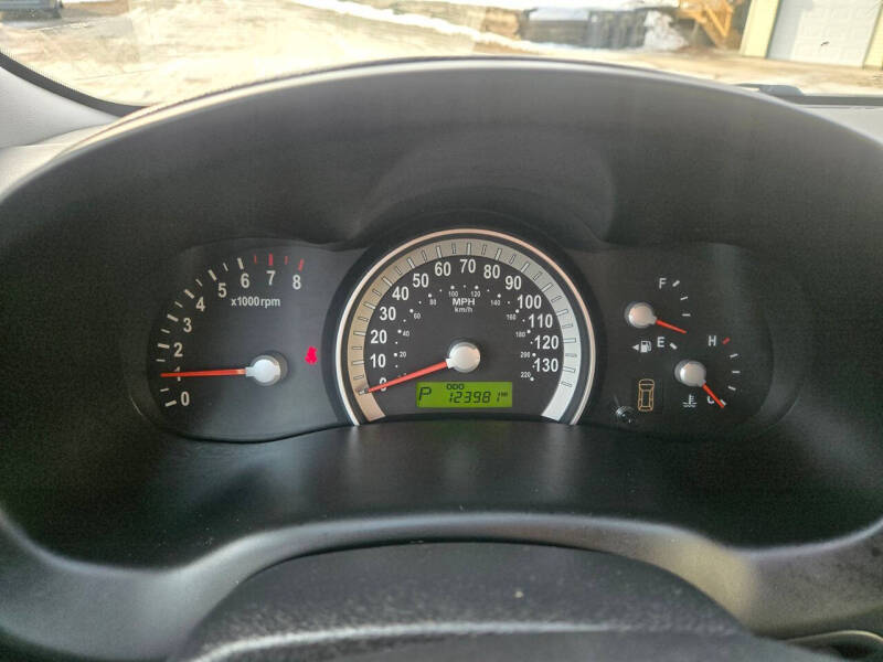 2007 Hyundai Entourage GLS