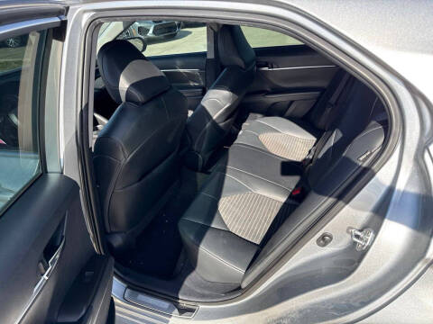 2022 Toyota Camry SE