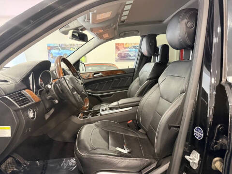 2013 Mercedes-Benz GL-Class GL 550 4MATIC
