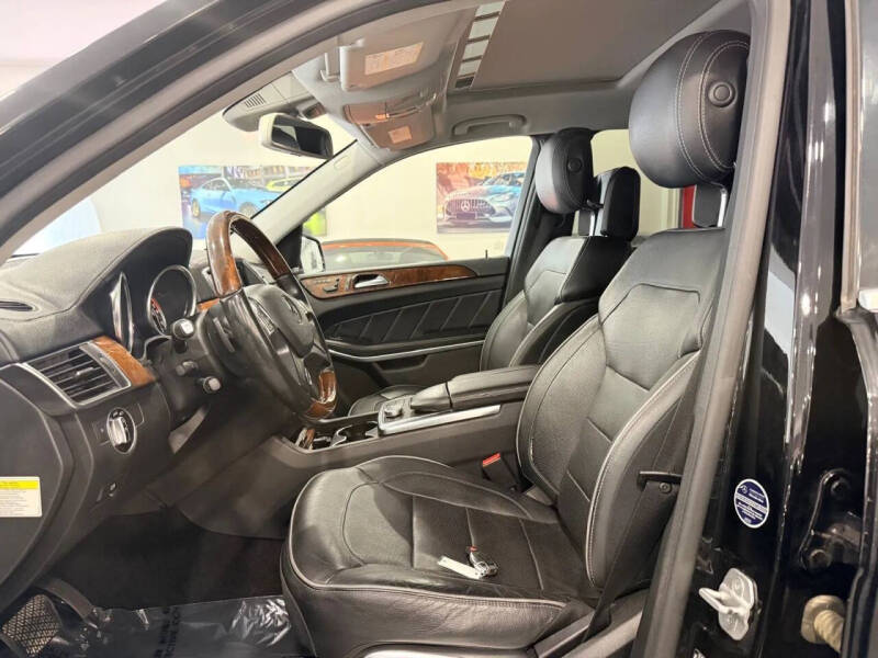 2013 Mercedes-Benz GL-Class GL 550 4MATIC