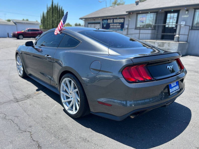 2017 Ford Mustang EcoBoost Premium