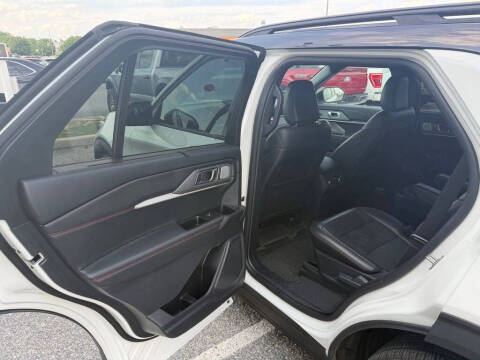 2025 Ford Explorer ST