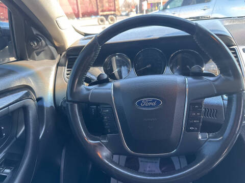 2011 Ford Taurus Limited