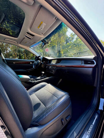 2017 Kia Cadenza Premium