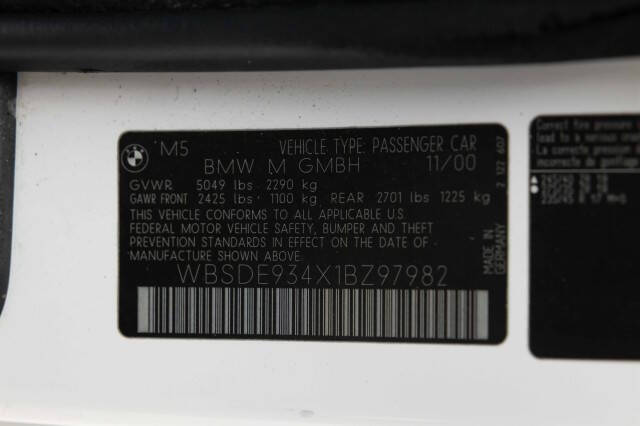 2001 BMW M5