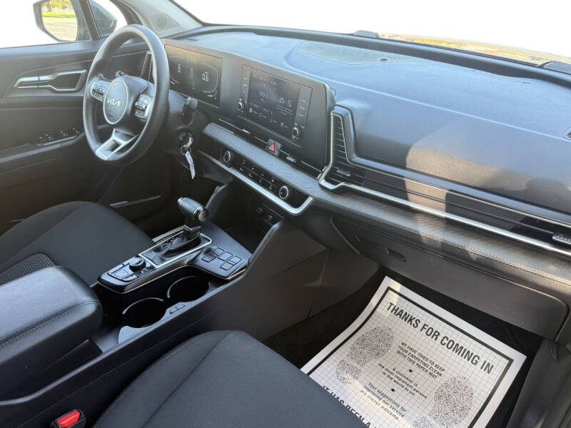 2024 Kia Sportage LX