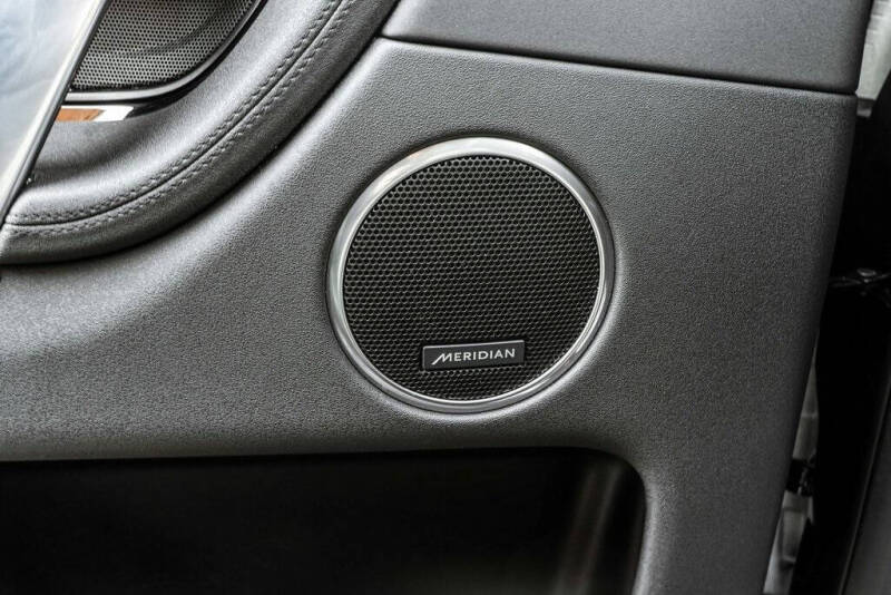 2023 Land Rover Discovery Sport P250 SE