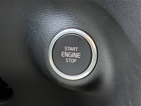 2020 Volvo XC40 T5 R-Design