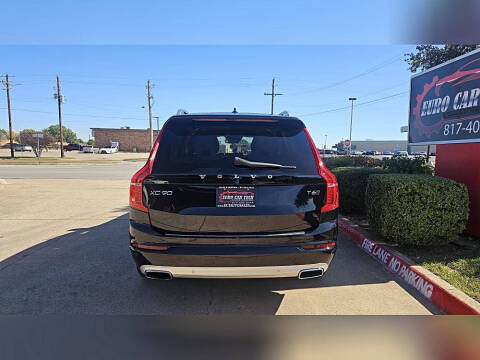 2017 Volvo XC90 T6 Momentum