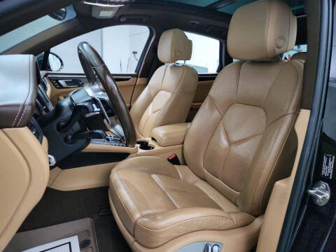 2016 Porsche Macan S