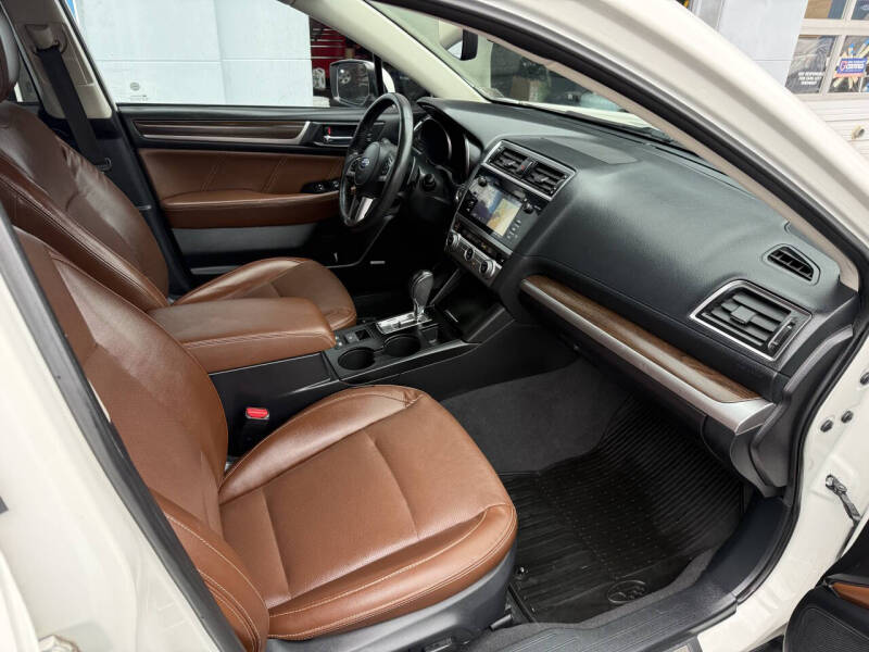 2017 Subaru Outback 2.5i Touring