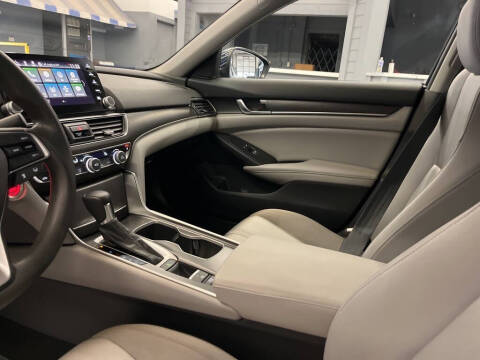 2019 Honda Accord EX