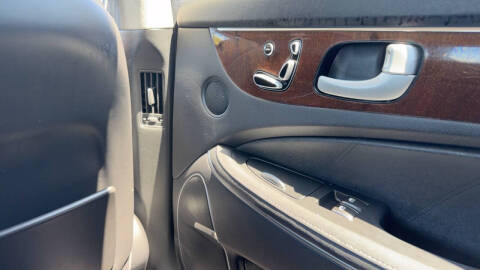 2012 Hyundai Equus Signature