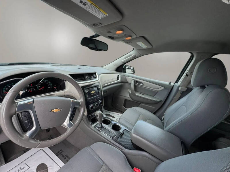 2017 Chevrolet Traverse LT