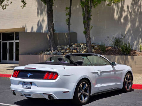 2016 Ford Mustang V6