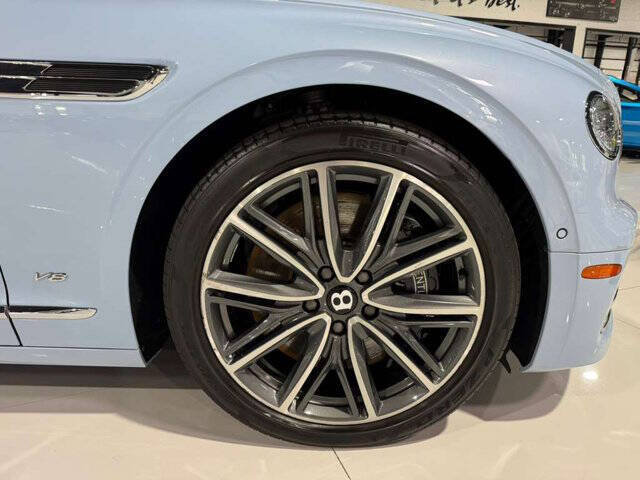 2022 Bentley Flying Spur V8
