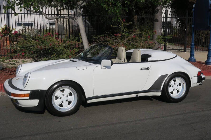 1989 Porsche 911 Carrera Speedster