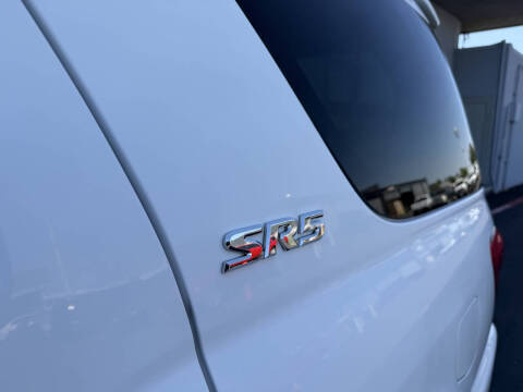 2007 Toyota Sequoia SR5