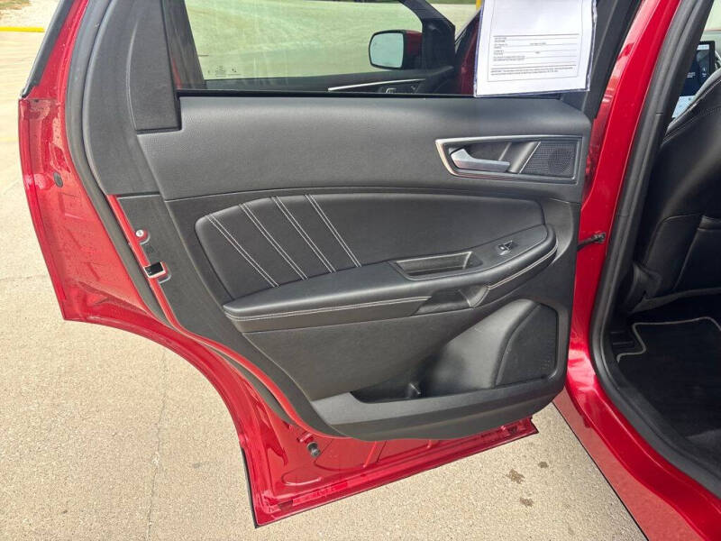 2024 Ford Edge ST