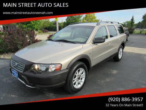 2004 Volvo XC70 for sale at MAIN STREET AUTO SALES in Neenah WI