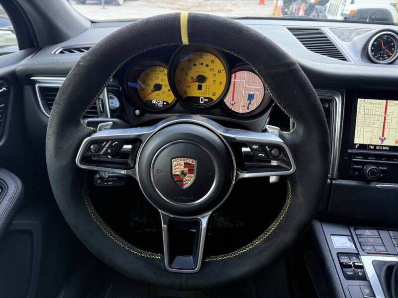 2015 Porsche Macan S