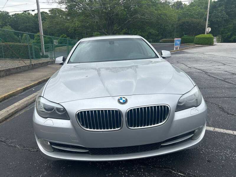 2013 BMW 5 Series for sale at Dealmakers Auto Sales in Lithia Springs GA