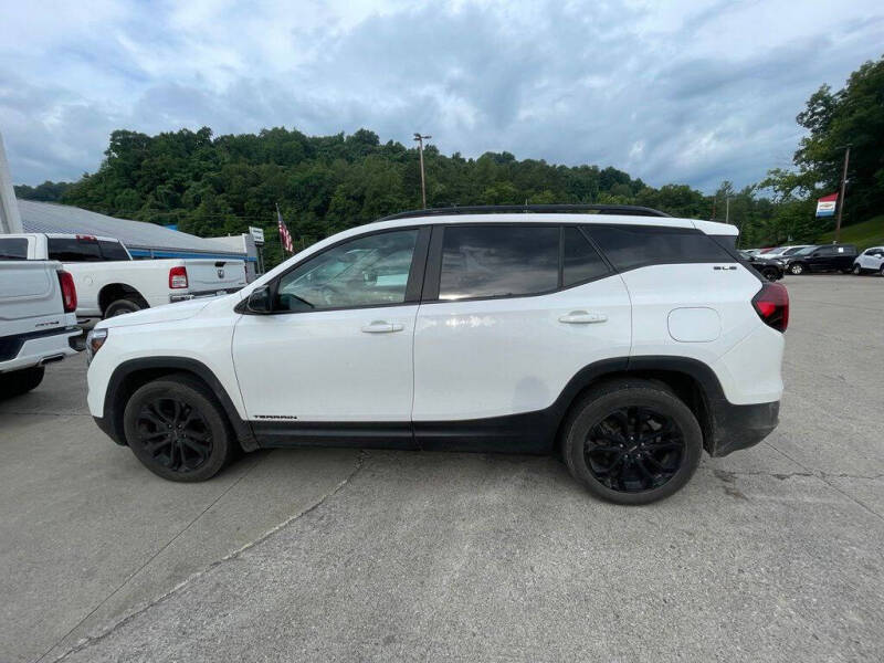 2022 GMC Terrain SLE