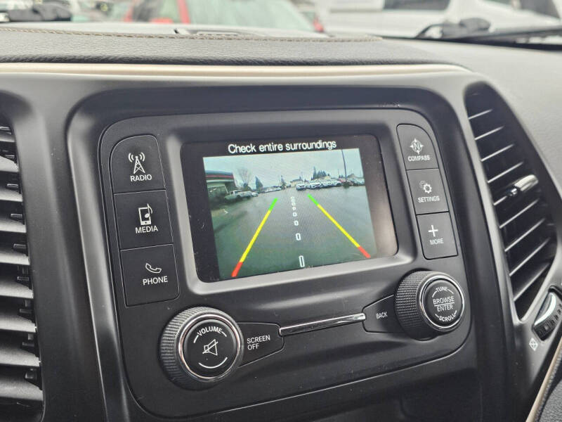 2018 Jeep Cherokee Latitude