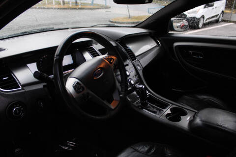 2018 Ford Taurus SEL