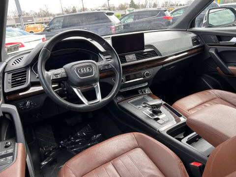 2018 Audi Q5 2.0T quattro Premium Plus