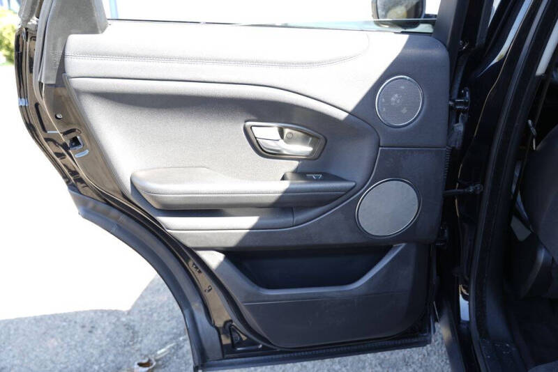 2019 Land Rover Range Rover Evoque SE
