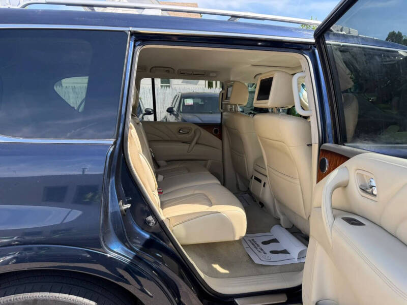 2015 Infiniti QX80