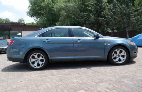 2010 Ford Taurus for sale at Cars-KC LLC in Overland Park KS