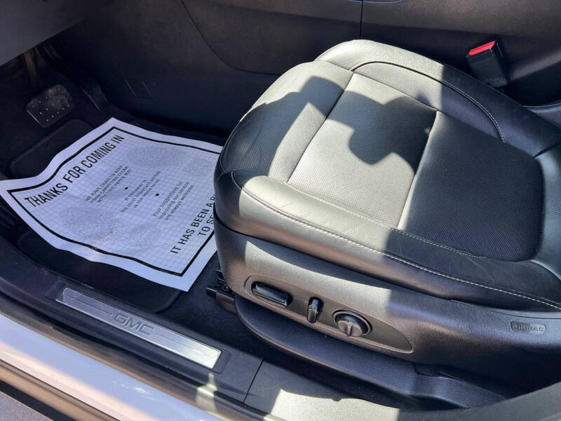 2019 GMC Acadia SLT-1